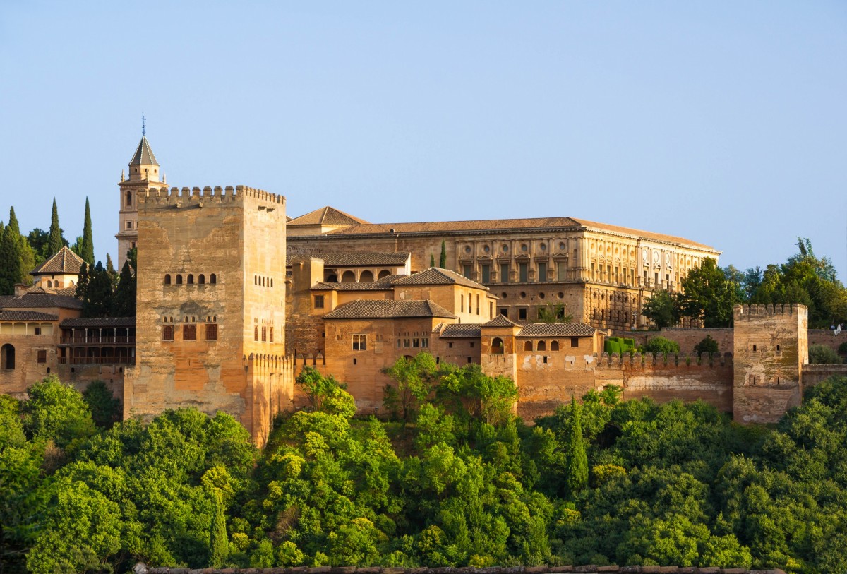 крепость Альгамбра