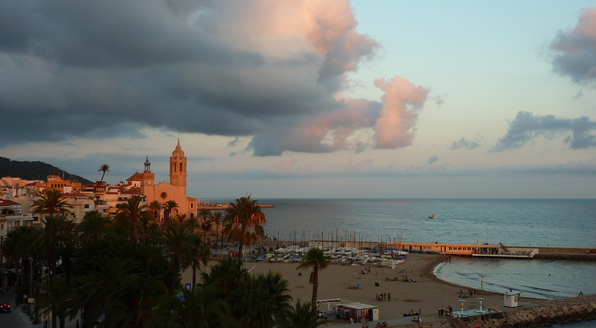 Ситжес – один из лучших курортов Испании
