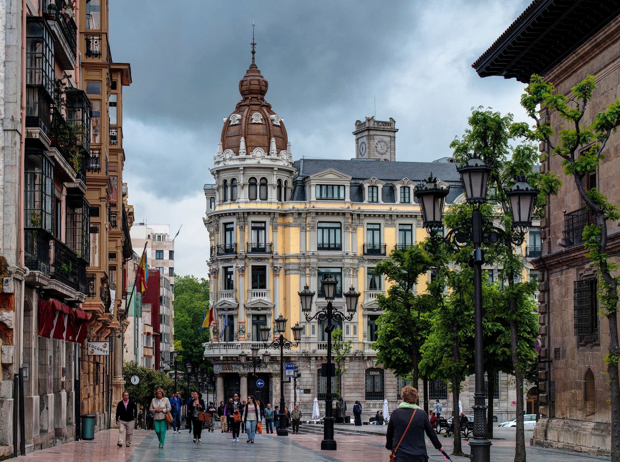Овьедо, Испания: впечатляющие достопримечательности, прогулки и экскурсии, хорошие рестораны